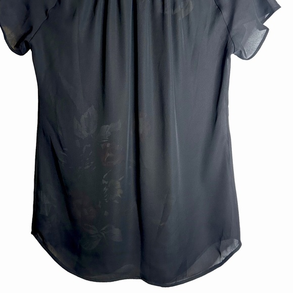 CAbi Size XS Fiore Tunic Top Sheer Blouse Pullover Curved Hem Black Floral #5020 - Picture 9 of 13